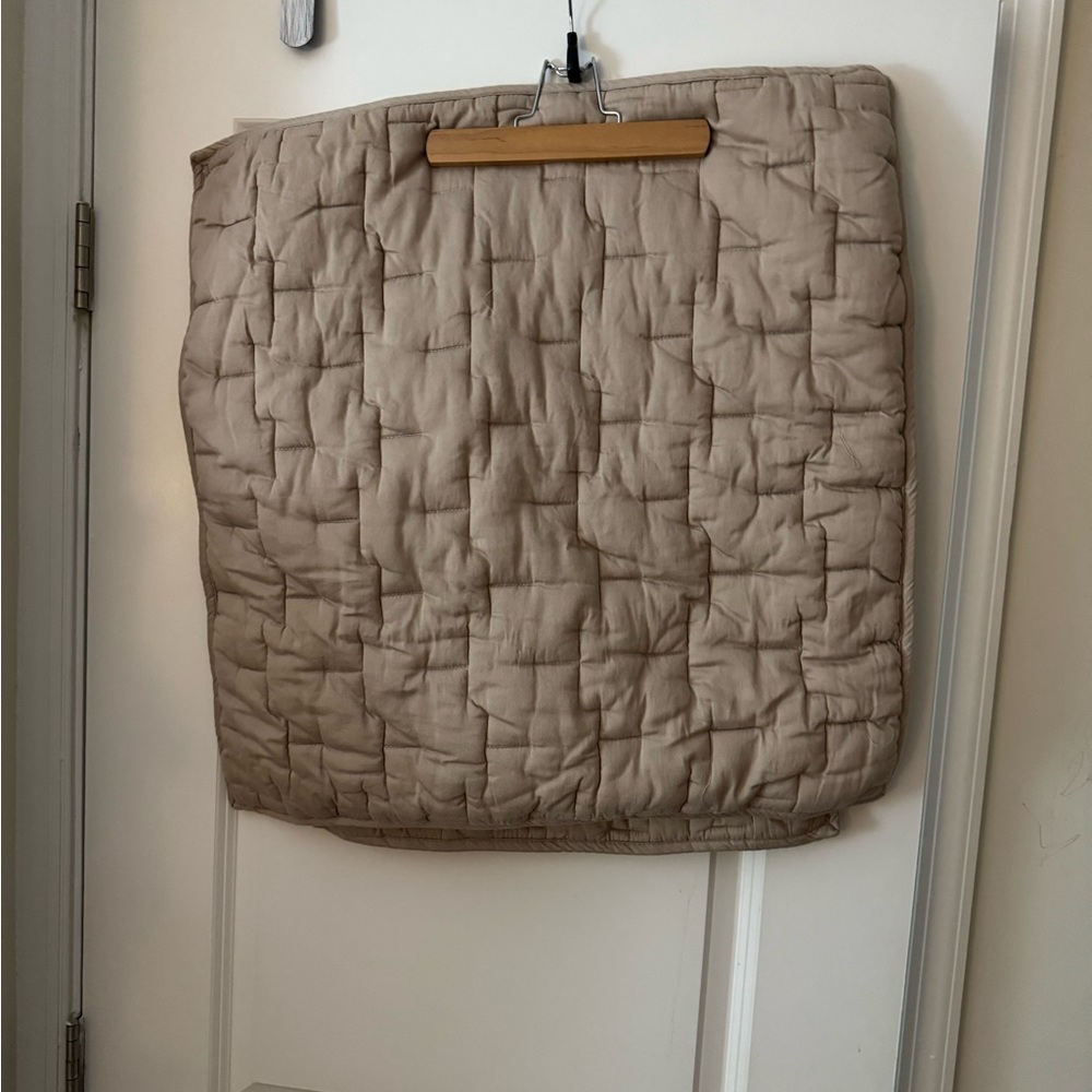 Olivia & Oliver pillow shams